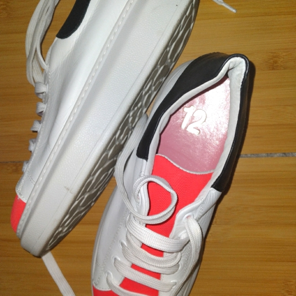 Like McQueen sneakers